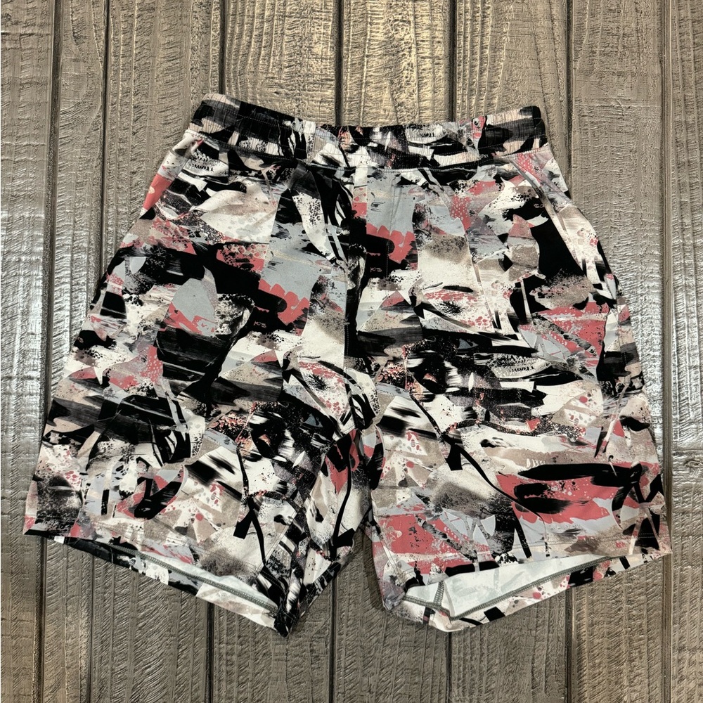 Men’s Lululemon Shorts Pace Breaker Linerless 7”